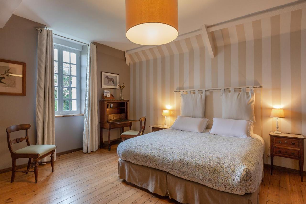 Clerval Maison D'Hotes Et Gites Dragey Bagian luar foto