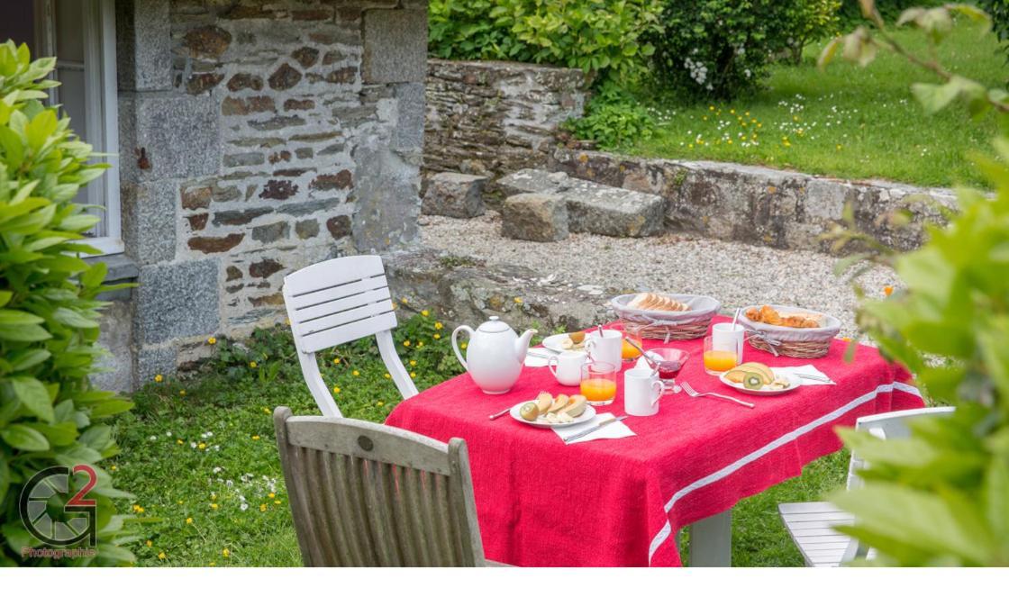 Clerval Maison D'Hotes Et Gites Dragey Bagian luar foto